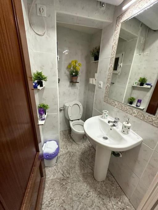 Economico Piso En Madrid Centro Apartment Luaran gambar