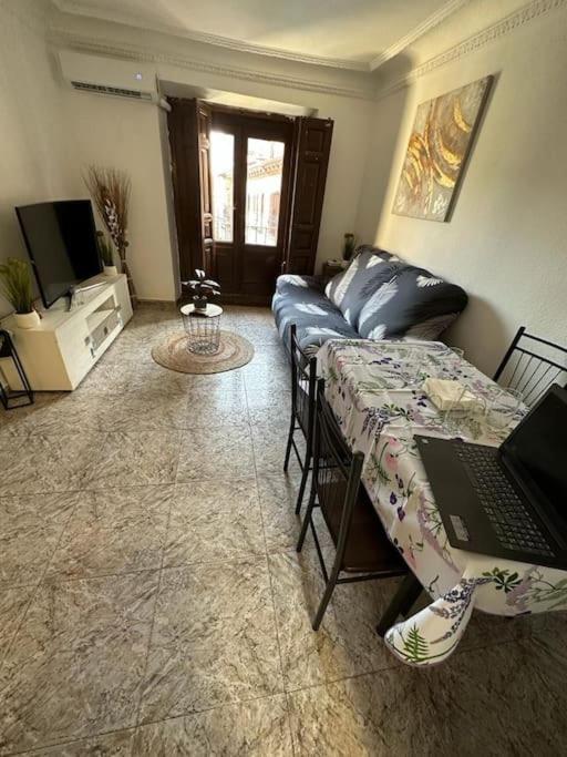 Economico Piso En Madrid Centro Apartment Luaran gambar