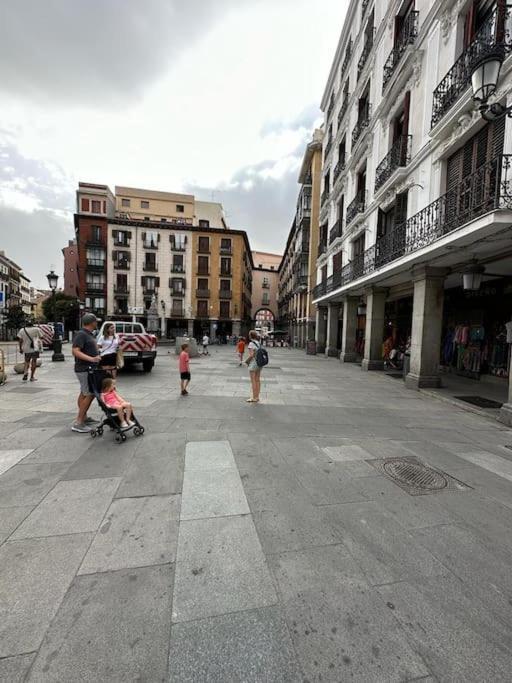 Economico Piso En Madrid Centro Apartment Luaran gambar